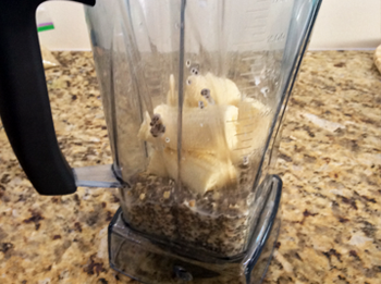 Chia Oats Banana in Vitamix